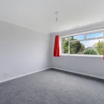 Rent 4 bedroom house in Reigate and Banstead