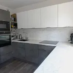 Appartement de 84 m² avec 3 chambre(s) en location à Saint-Denis