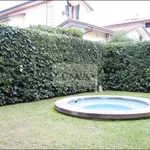 Rent 9 bedroom house of 160 m² in Forte dei Marmi