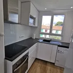 Appartement de 49 m² avec 3 chambre(s) en location à Marseille