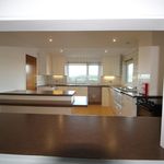 Rent 4 bedroom house in Exeter