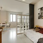 Rent 5 bedroom apartment of 83 m² in Amsterdam