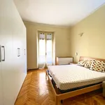 Rent 2 bedroom apartment of 50 m² in Turin