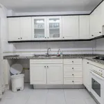 Rent 4 bedroom apartment in Valencia