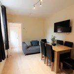 Rent 5 bedroom house in Reading