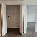 Appartement de 990 m² avec 4 chambre(s) en location à Laval (administrative region)