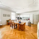 Rent 7 bedroom apartment of 263 m² in Wien