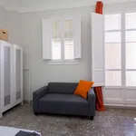 Rent 6 bedroom apartment in Valencia