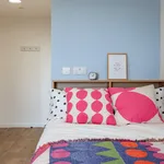 Rent 1 bedroom apartment in Swansea