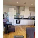 Flat to rent in Cornwall House, Slough SL1