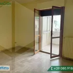 Affitto 3 camera appartamento di 85 m² in Bari