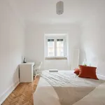 Rent a room in lisbon