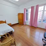 Alquilo 6 dormitorio apartamento de 200 m² en Bilbao