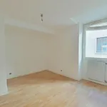 Appartement de 54 m² avec 3 chambre(s) en location à SUR ISERE