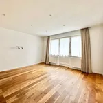 Huur 6 slaapkamer huis van 541 m² in Uccle