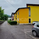 Affitto 3 camera appartamento di 80 m² in Lavena Ponte Tresa