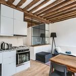 Rent 1 bedroom apartment of 270 m² in Paris