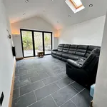 Rent 4 bedroom house in Cardiff