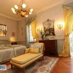 Rent 6 bedroom apartment of 220 m² in Genoa