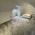 Rent 6 bedroom flat in North West England