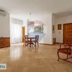 Rent 4 bedroom apartment of 109 m² in Bari