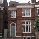 Rent 5 bedroom house in Colchester