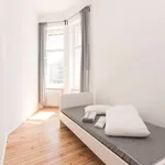 Rent a room of 146 m² in Berlin