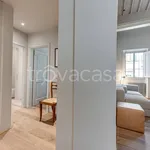 Affitto 5 camera appartamento di 146 m² in Firenze