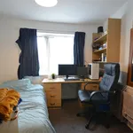 Rent 4 bedroom flat in Birmingham