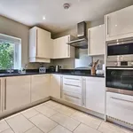 Rent 2 bedroom apartment in South East England