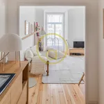 Rent 2 bedroom apartment of 100 m² in Lisbon