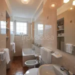 Rent 4 bedroom house of 120 m² in Laino