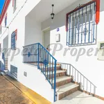 Alquilo 4 dormitorio casa de 140 m² en Canillas de Albaida