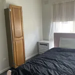 Rent 3 bedroom apartment in Mount Waverley