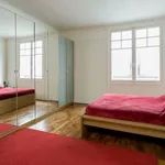 Appartement de 75 m² avec 3 chambre(s) en location à Paris