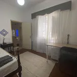 Rent 4 bedroom house in Évora