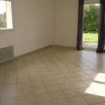 Rent 5 bedroom house of 107 m² in Landudec