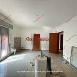 Affitto 3 camera appartamento di 104 m² in Lascari