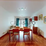 Rent 2 bedroom apartment of 90 m² in Loures