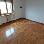 Affitto 3 camera appartamento di 80 m² in Vigevano