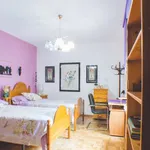 Rent 3 bedroom apartment of 120 m² in madrid