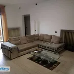 Affitto 1 camera appartamento di 110 m² in Gorla Maggiore