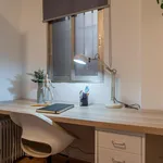 Rent 5 bedroom apartment in Madrid