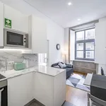 Rent 1 bedroom apartment of 377 m² in Porto