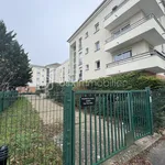 Appartement de 76 m² avec 3 chambre(s) en location à Savigny-Le-Temple