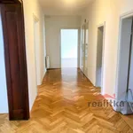 Pronájem velkého bytu 4+1 v rodinné vile, 150m2, Dostojevského, Opava