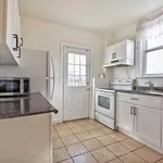 Rent 3 bedroom apartment in Oshawa (Central)