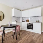 Rent 1 bedroom flat in Guildford 