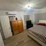 Rent 1 bedroom apartment in Miami Beach