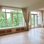 Huur 2 slaapkamer appartement van 105 m² in Den Haag